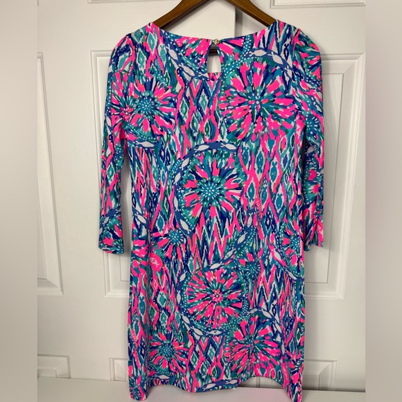 Lilly Pulitzer Size‎ Small 3/4 Sleeve Bay Dress Tiki Pink in Shake It Up Print - Picture 2 of 8